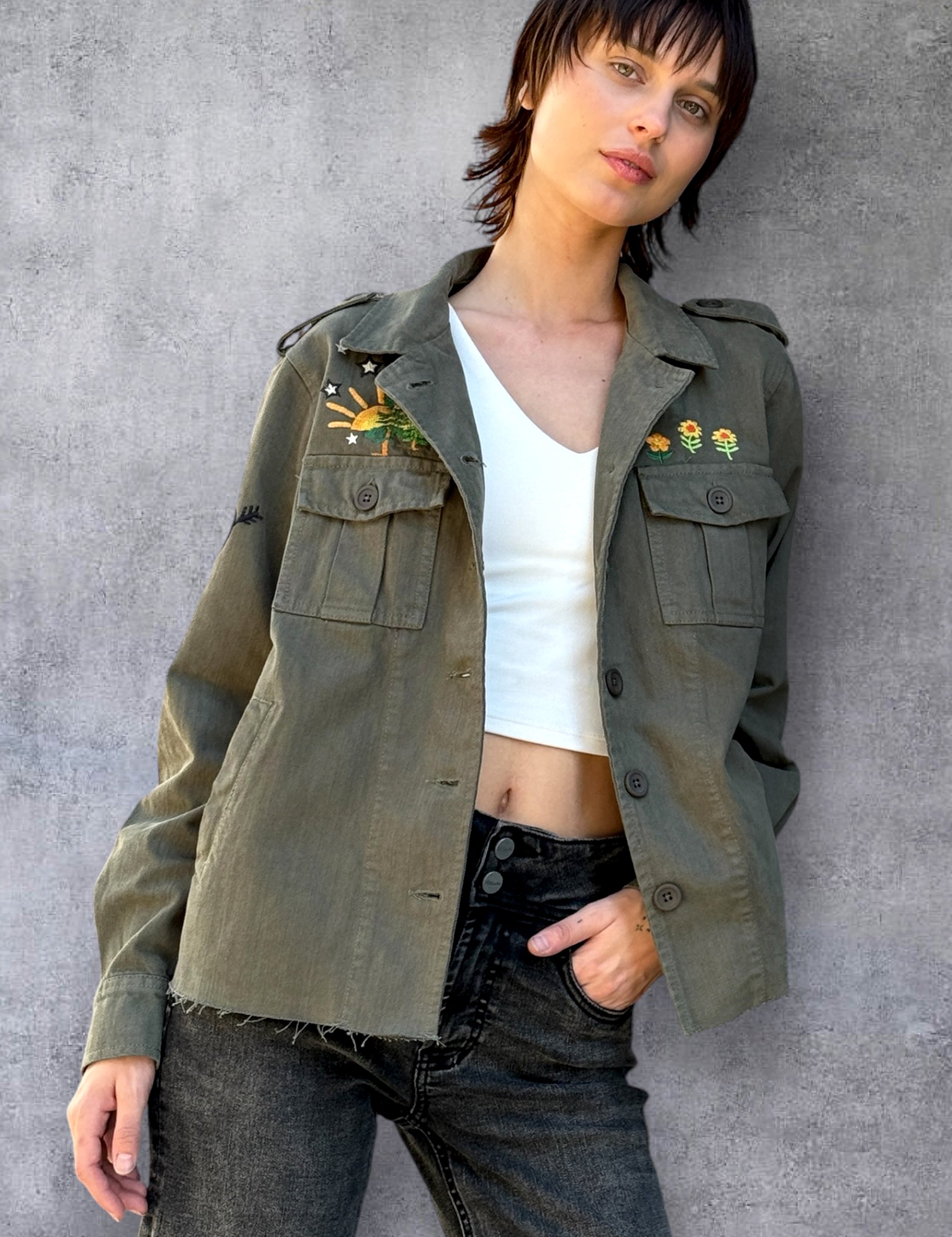 BT6804J_Amy_V10.jpg?v=1729893904