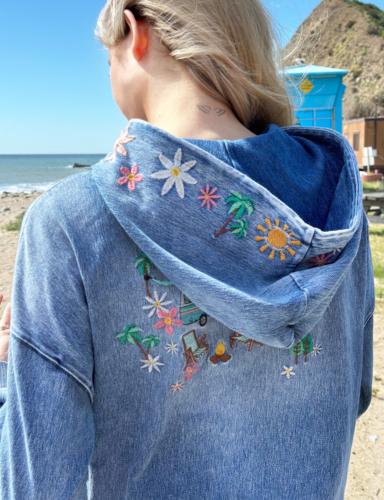 Women's Denim Camper Hoodie in Soft Wash – Billy T – washlabshop