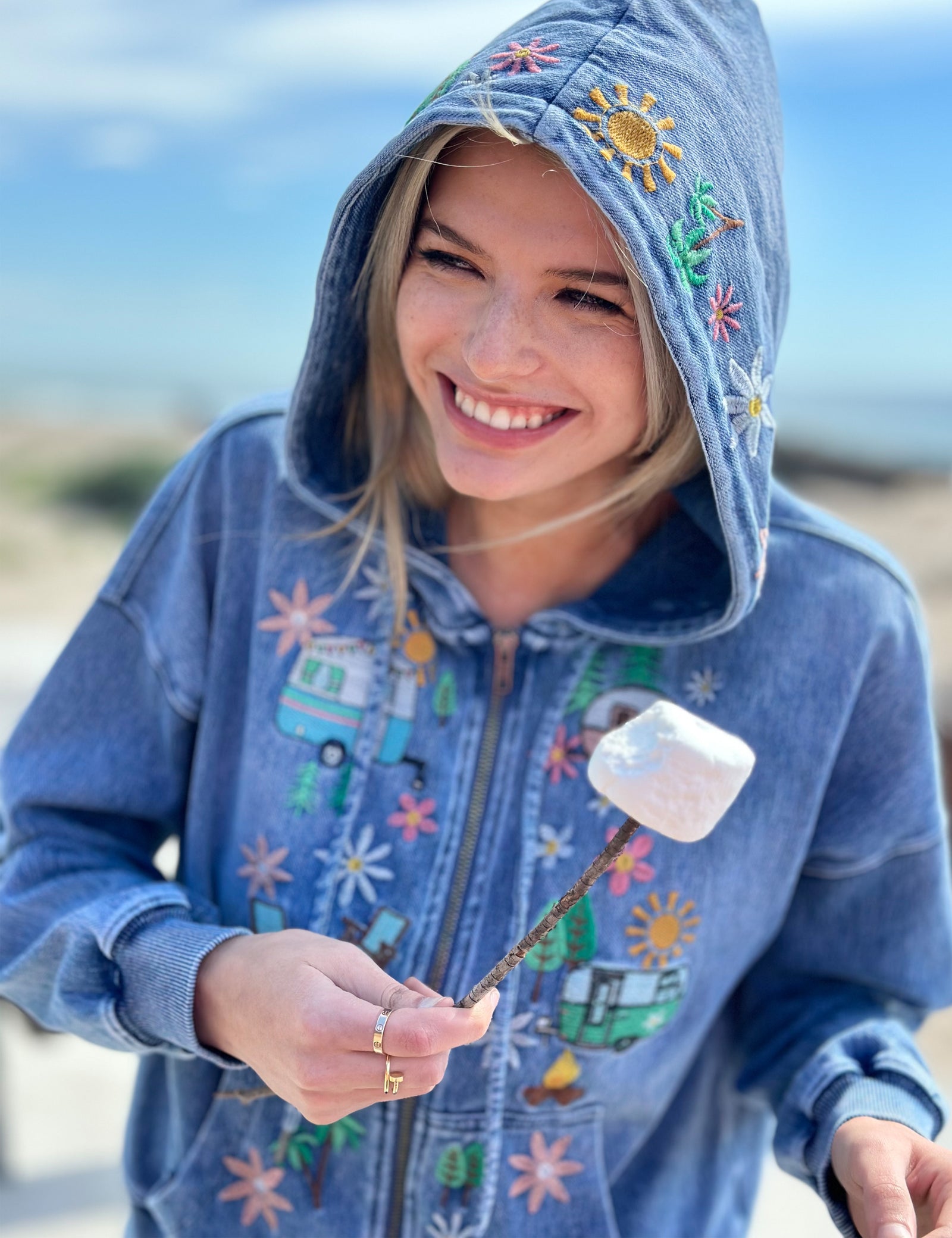 LAGUA GEM（ラグアジェム）の「WASH HOODIE デニムトップス