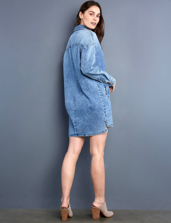 Women's Fashion Brand Light Wash Oversized Denim Shirtdress Back View Brunette