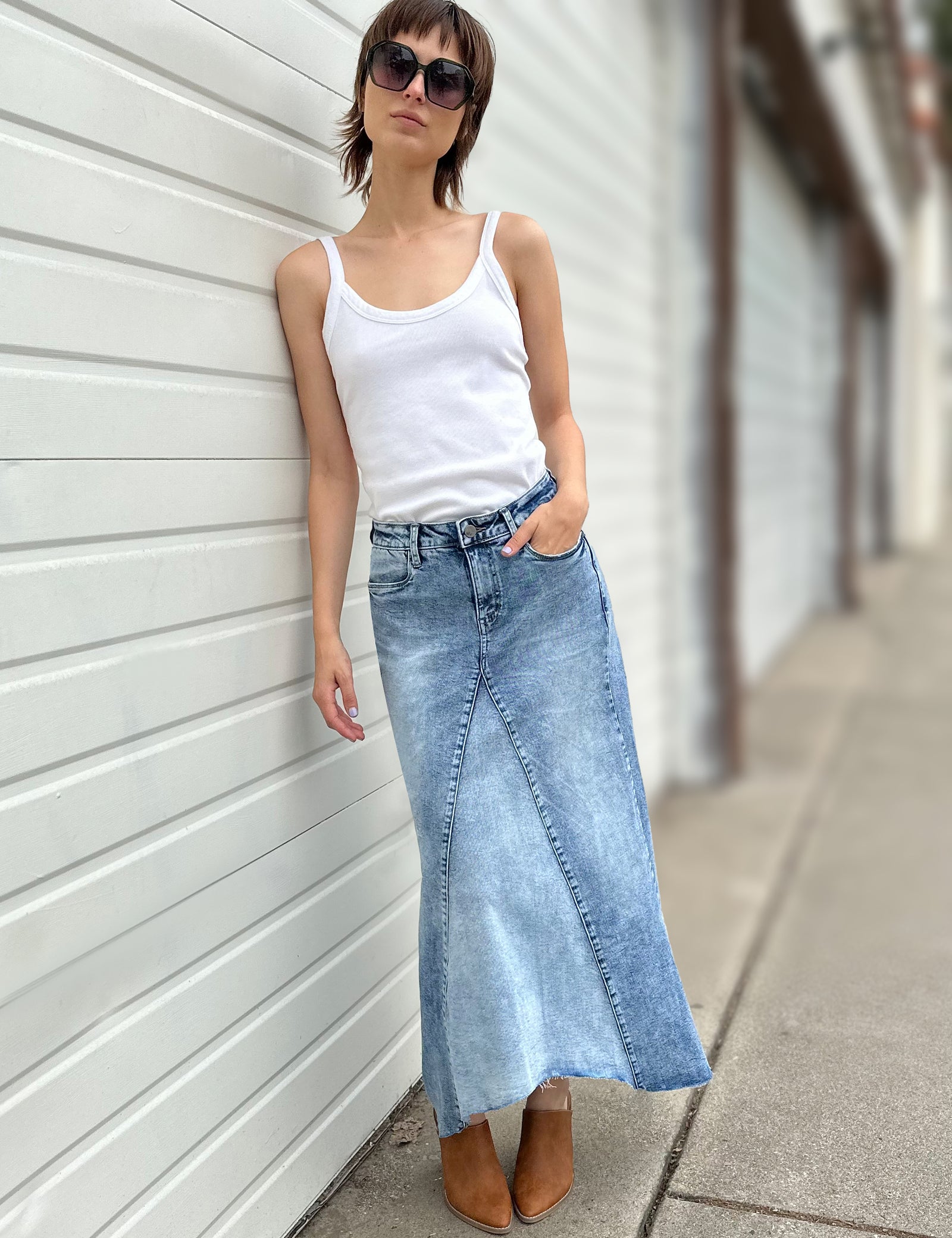 【BAON】Conmis Washing Denim Long Skirt Unique Bargains Fishtail Denim Skirt for Women's Washed Midi