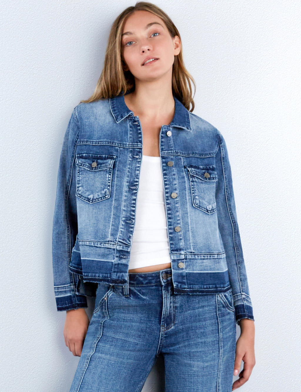 Women's Step-Up Denim Jacket with Contrast Hem – Wash Lab