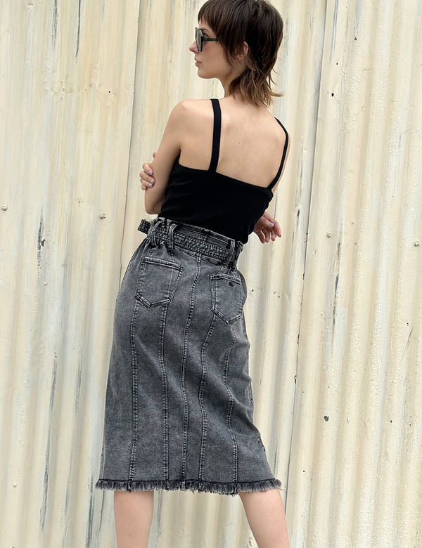 Tie Denim Knee Skirt