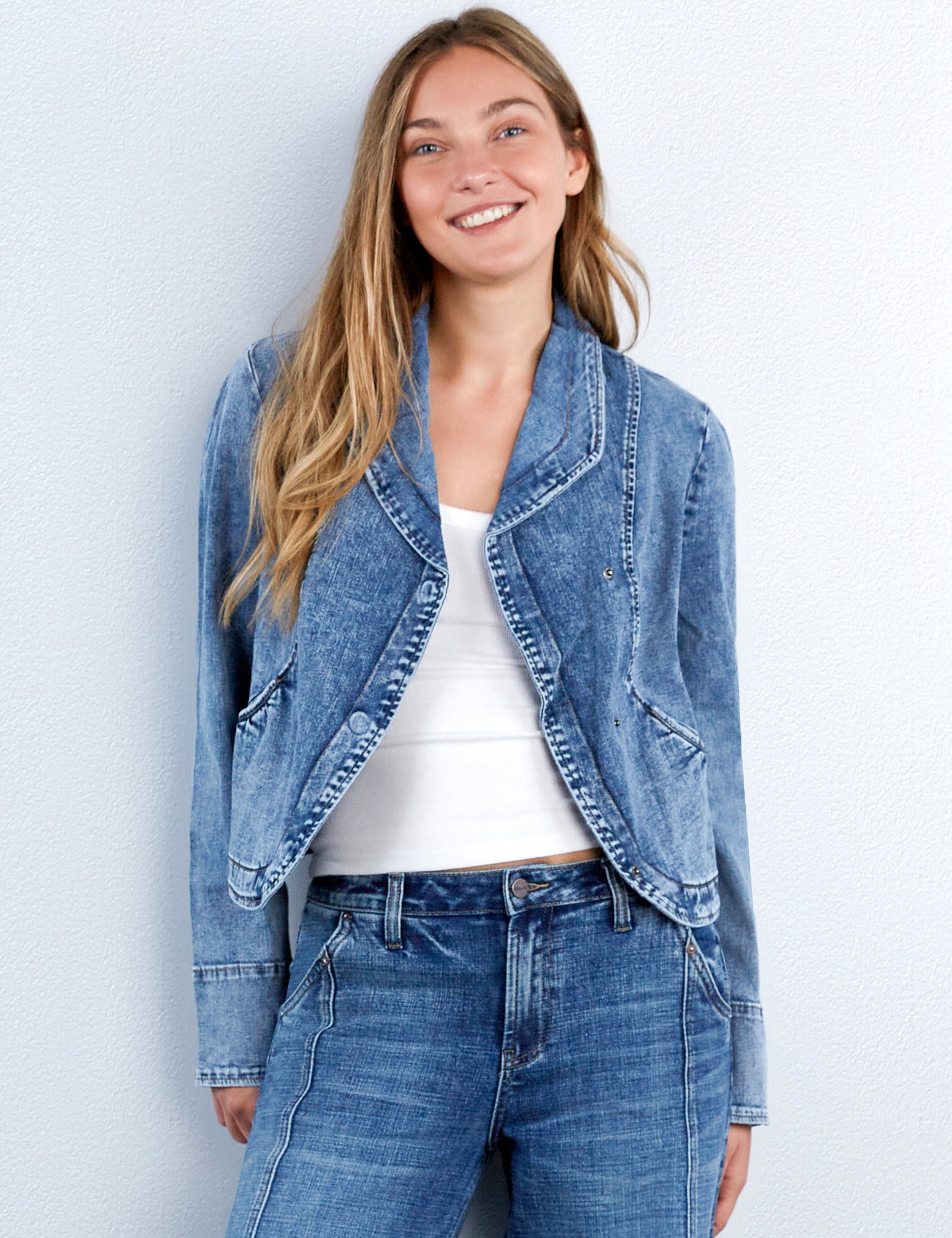 Women's Short Riding Denim Jacket with Flare Cuffs – Wash Lab