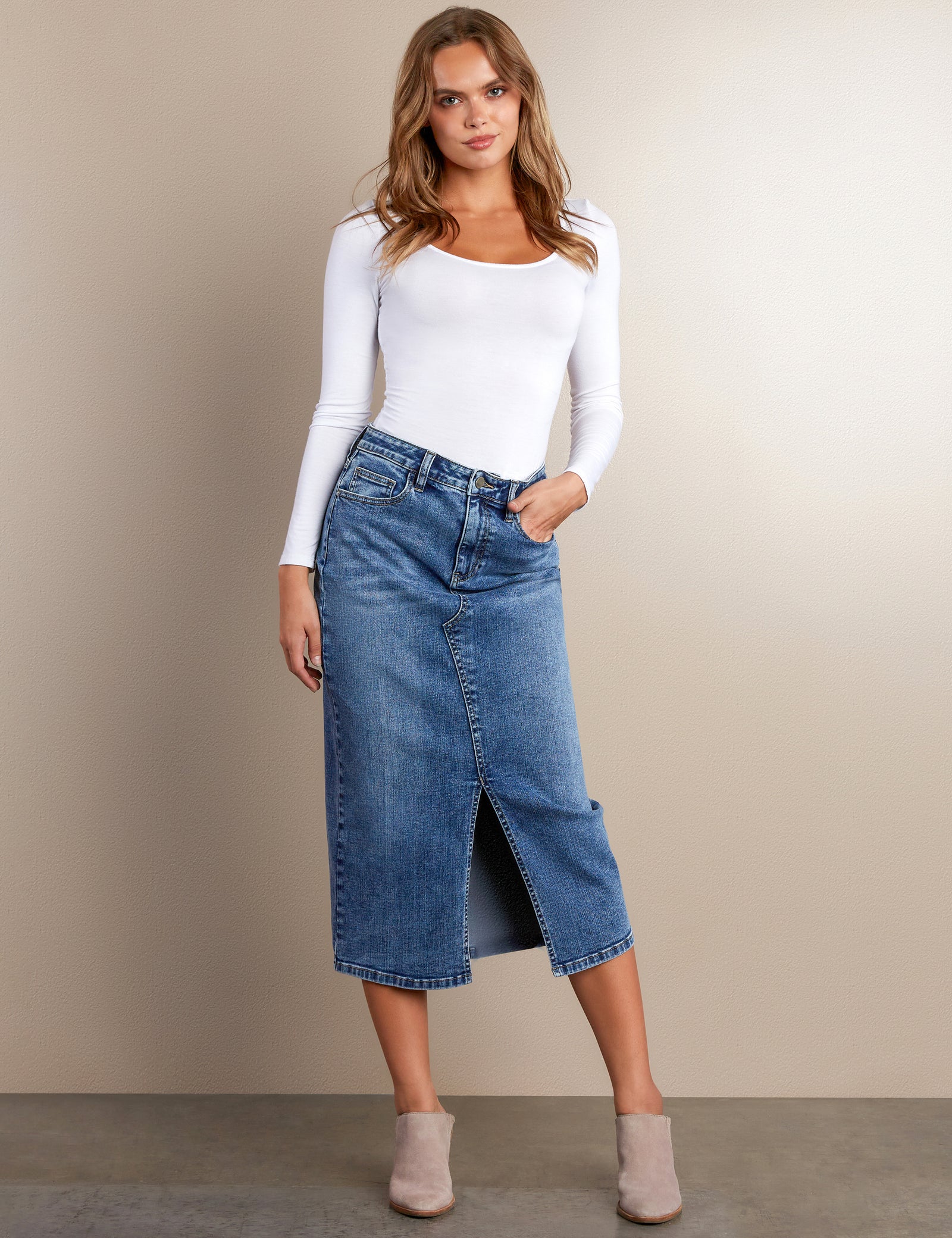 【WONDER WONDER】Pet Dark Washing Damage Denim Midi Skirt WONDER WONDER】Pet Dark Washing Damage Denim Midi Skirt