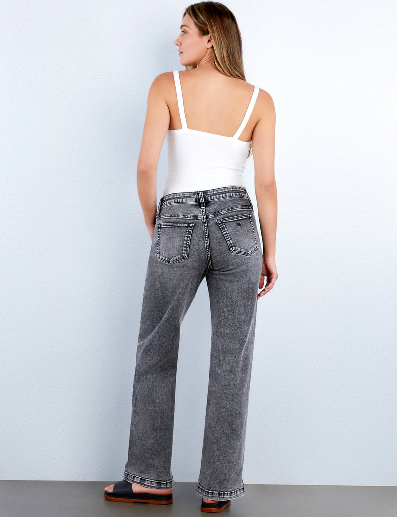 Amelia Relaxed Straight Jeans