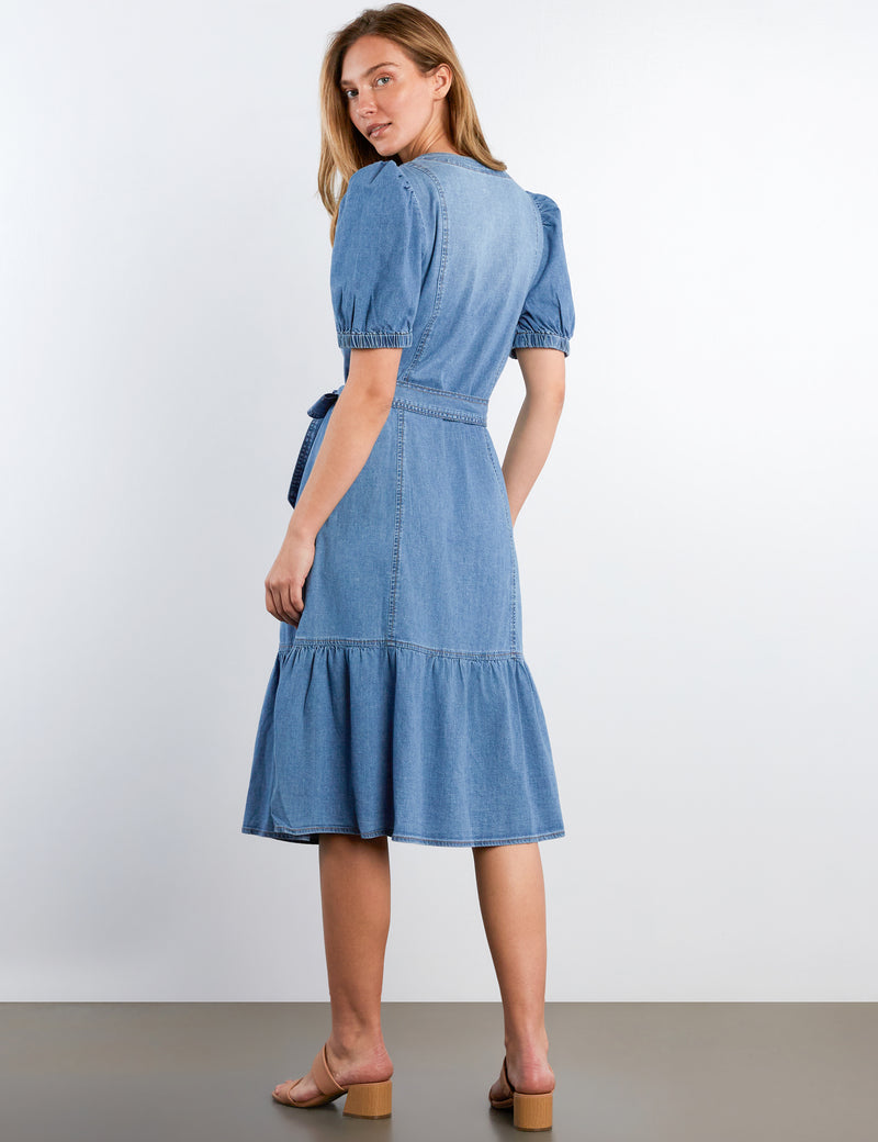 love stitch denim dress Outfits Love Stitch Denim Dress Denim Dresses Addiction Number I Love Sewing Denim! Pattern