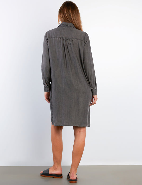 Kiss the Day Shirtdress
